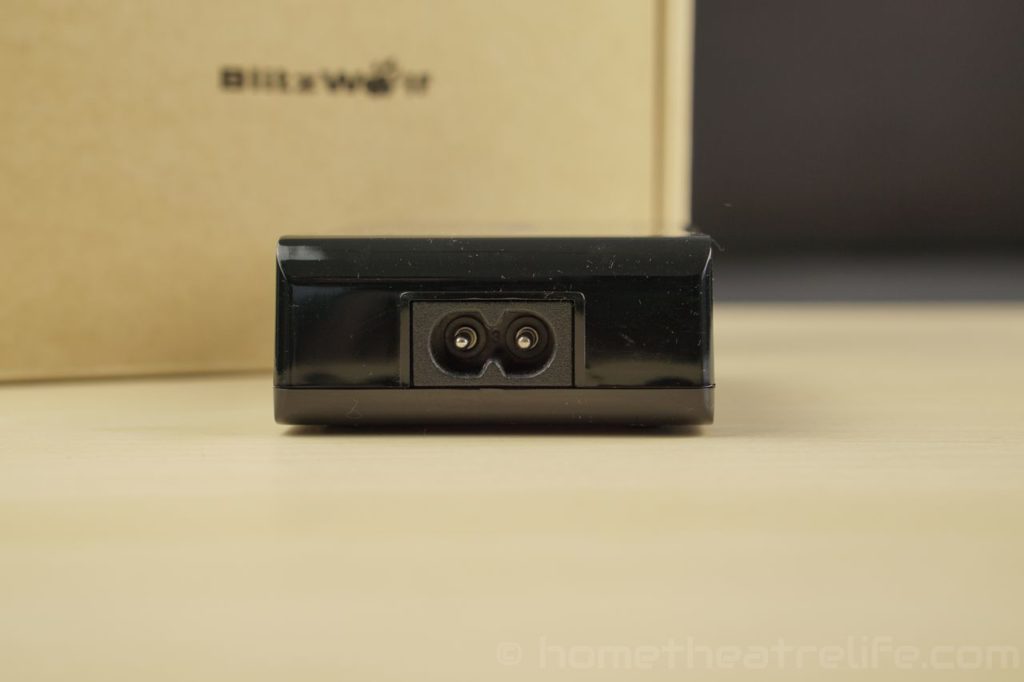Blitzwolf-40W-USB-Charger-Back