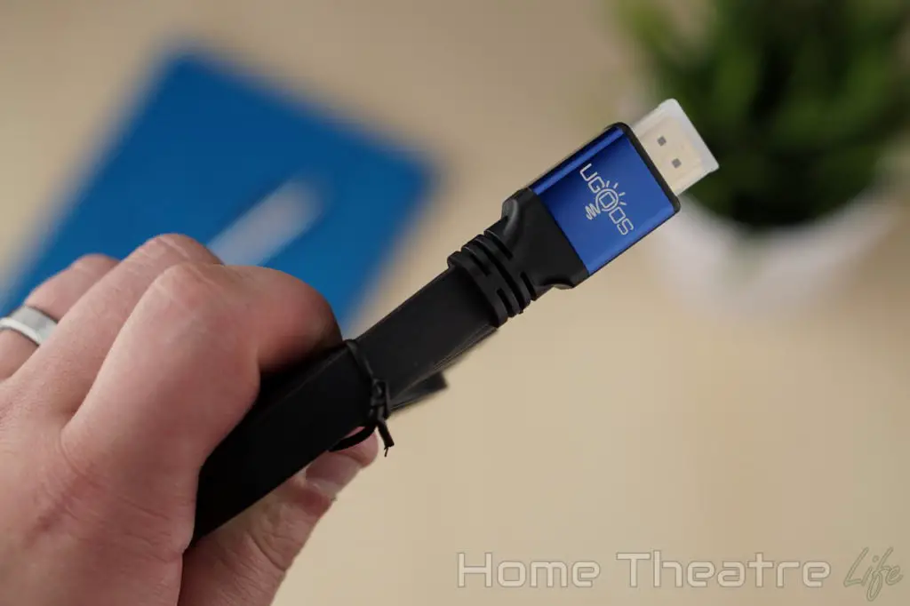 Ugoos-UT3-Plus-Review-HDMI-Cable-01