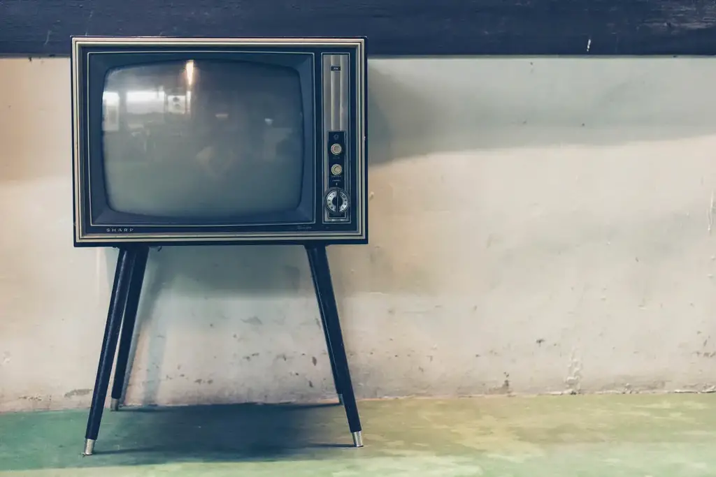 오래된 텔레비전